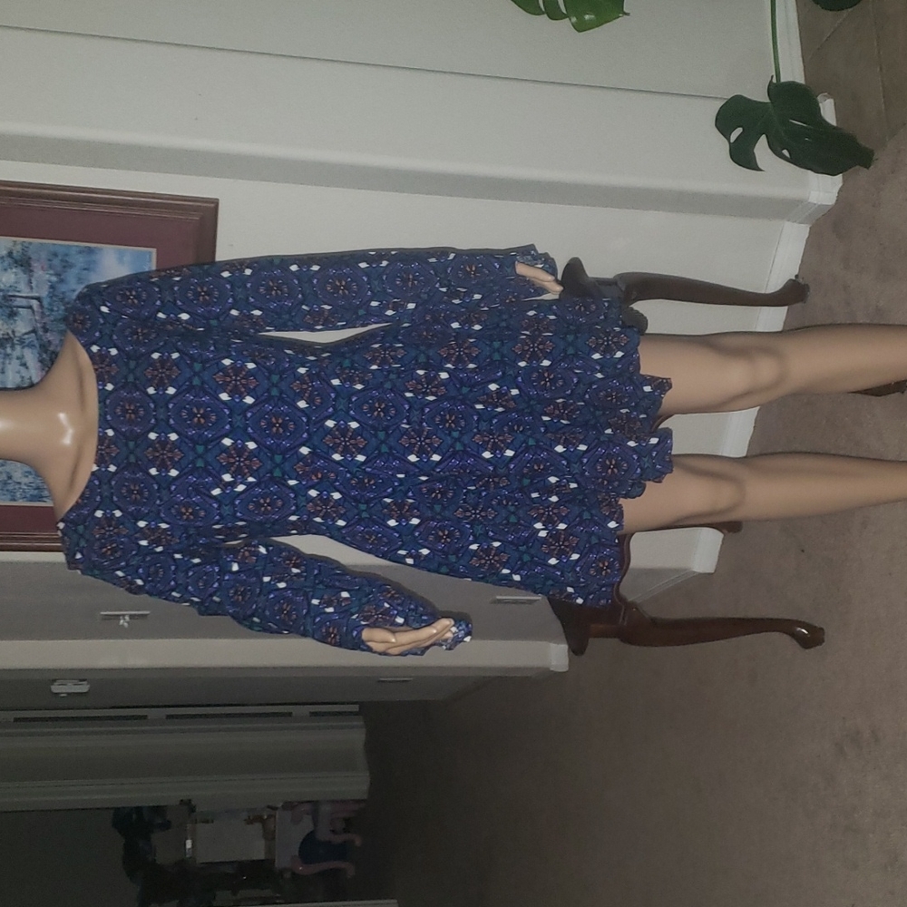Dina be s long bell sleeve scoop neck fit & flare low back